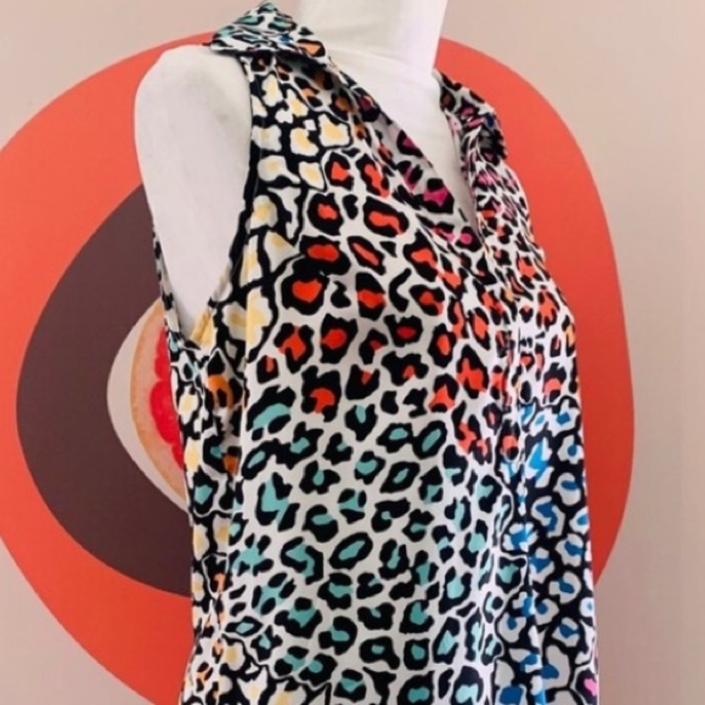 Finley Sleeveless blouse